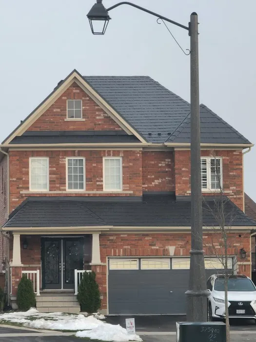 Canadian Roof Specialist Picture 16