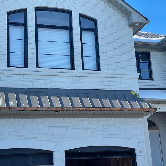 The Roofers Picture 7