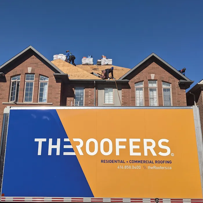 The Roofers Picture 20
