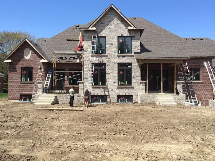 Toronto Roofing Company | Skylights and Siding Picture 4
