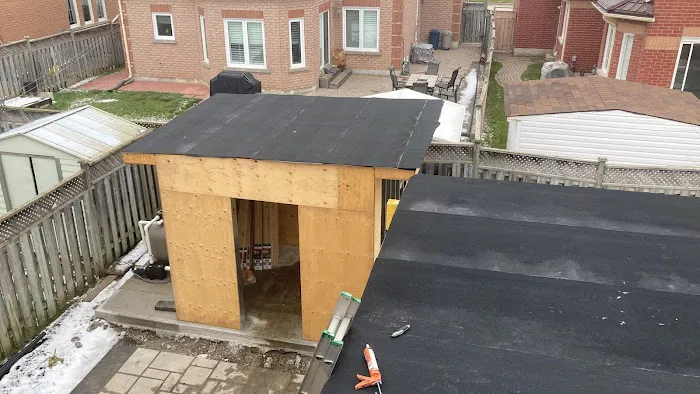 Lindum Roofers Inc. Picture 5