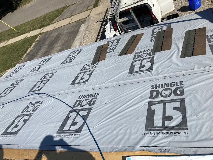 Lindum Roofers Inc. Picture 9