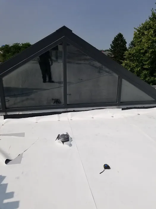 J & R Commercial Roofing Picture 2