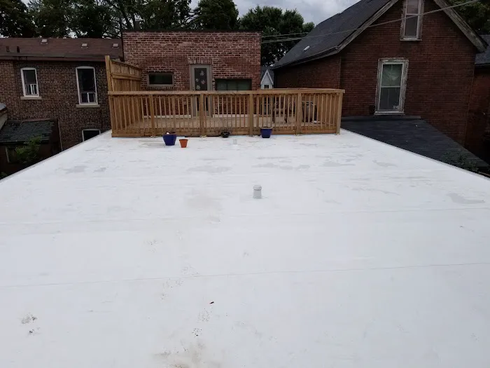 J & R Commercial Roofing Picture 4