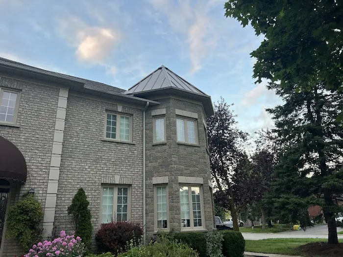 Rydel Roofing & Siding in Newmarket Picture 9