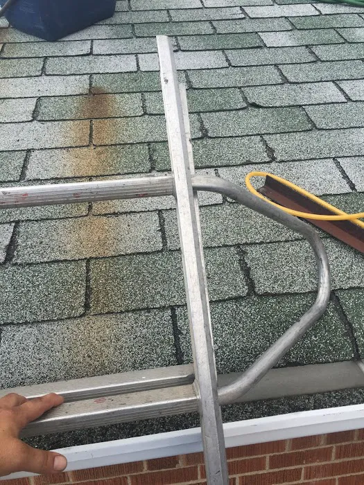 Arcamm Roofing, Insulation and Eavestrough Picture 3