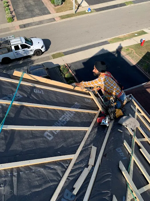 T DOT Roofers Inc Picture 5