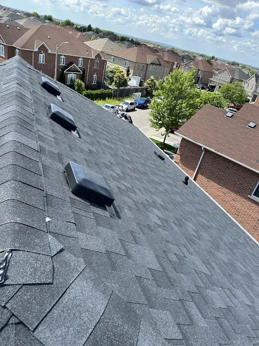 T DOT Roofers Inc Picture 3