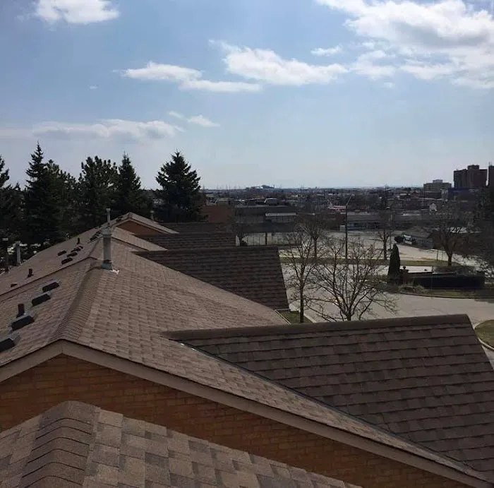 Barker Roofing & Siding Ltd. Picture 4