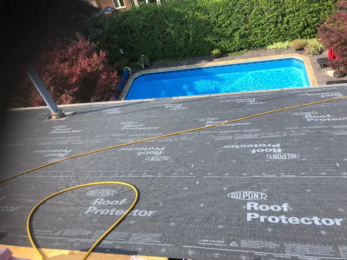 spark roofing inc. Picture 2