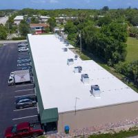 LJ&R Roofing ico