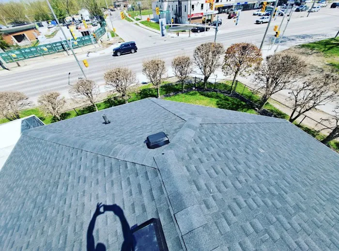 H&R Roofing Picture 6