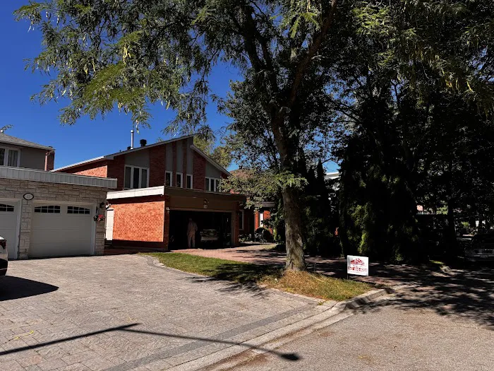 Lyons Pro Roofing inc Picture 5