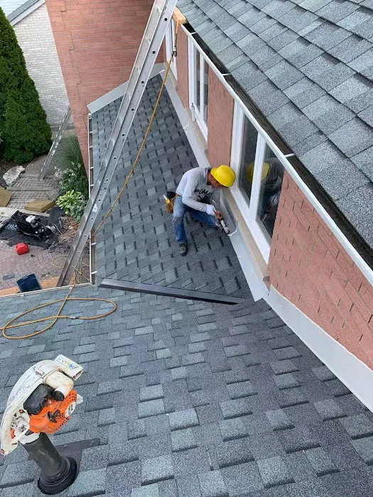 Woodpecker Roofing Inc. Picture 8