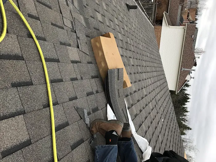 Runda Roofing Inc Picture 4