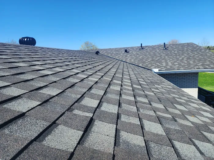 SALINA PRO ROOFING Picture 1