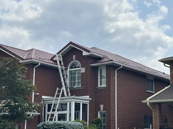 Royal roofing Picture 1