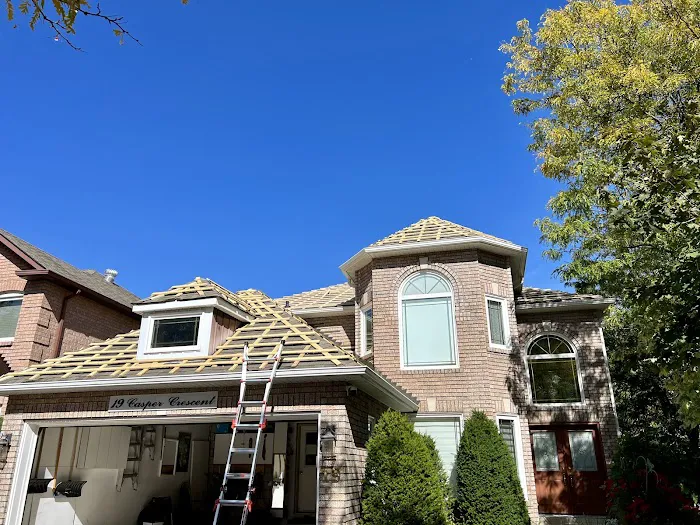 Royal roofing Picture 3