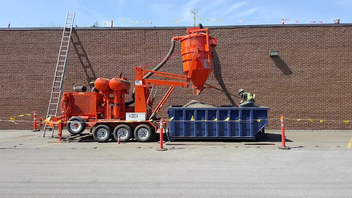 Roof Vacuuming - Ontario Disposal Bins Picture 2