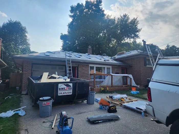 Gold Standard Exteriors - Orangeville, Caledon and Mono Roofing, Eavestrough and Siding Picture 7