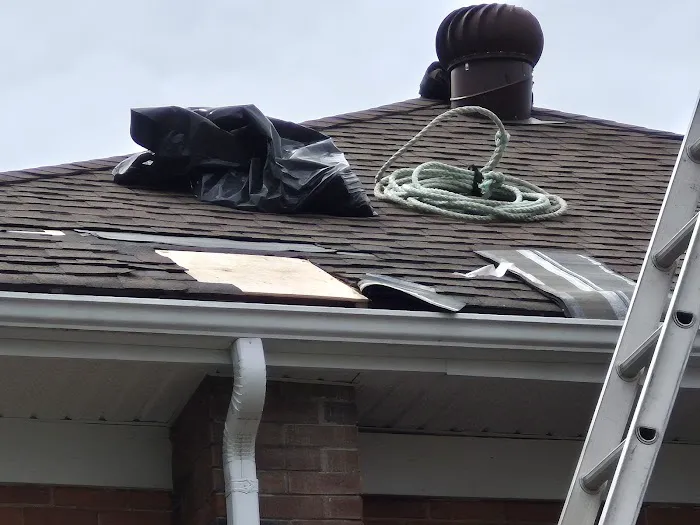 All Season Roofing, Orangeville: Roof Repair and maintenance Picture 2
