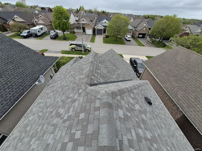All Season Roofing, Orangeville: Roof Repair and maintenance Picture 6