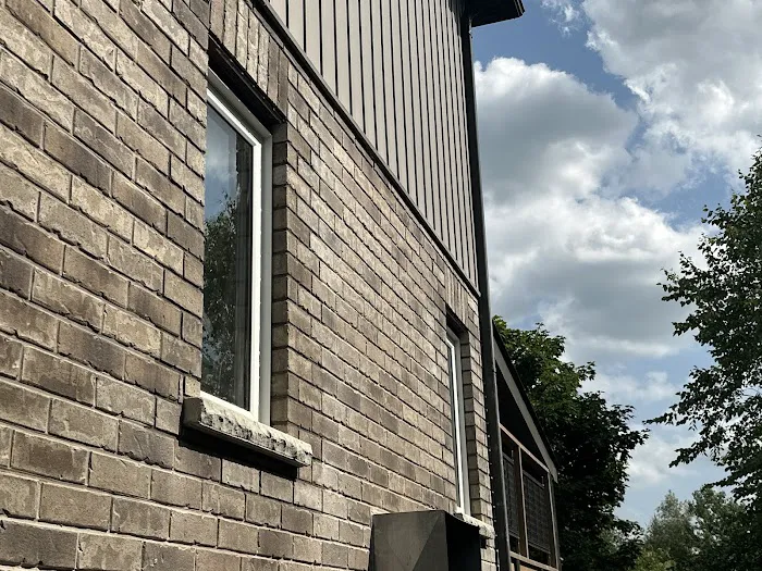 Synergy Exteriors - Orangeville and Caledon Roofing, Windows, Doors, Eavestrough & Siding Picture 1