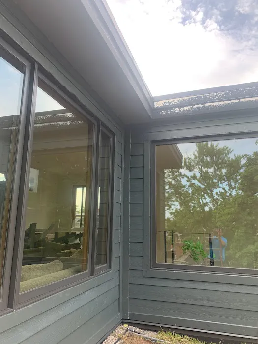 The Roof Technician Oakville - Roof Repairs - Flat Roofing - Skylights Picture 2