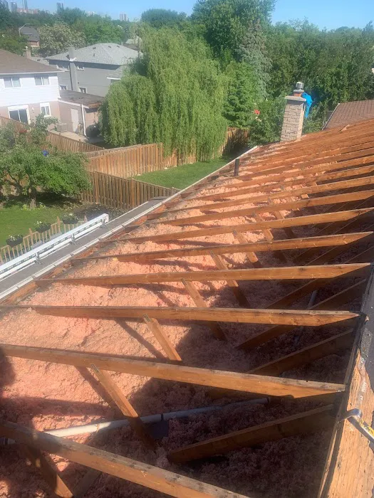 The Roof Technician Oakville - Roof Repairs - Flat Roofing - Skylights Picture 7