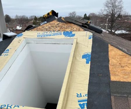 The Roof Technician Oakville - Roof Repairs - Flat Roofing - Skylights