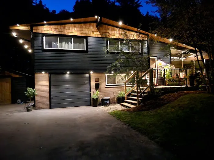 Brunet Exteriors Picture 1