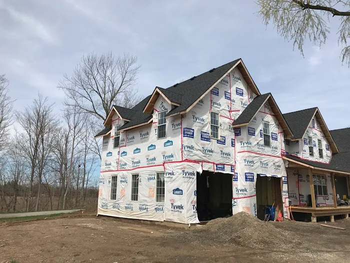 Custom Contracting Roofing & Eavestrough Repair Picture 8