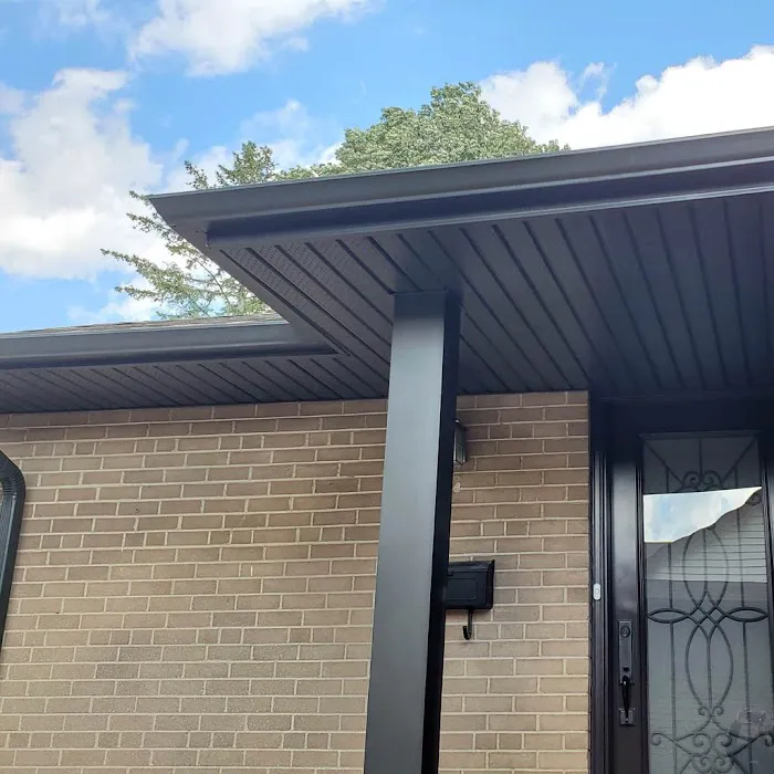 Studio Aluminum - Siding, Eavestrough, Roofing, Soffit & Fascia Picture 5