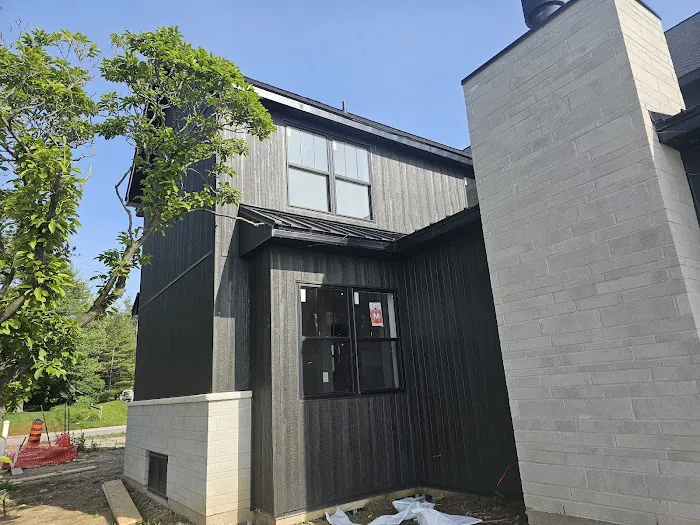 AMJ Exteriors Picture 9