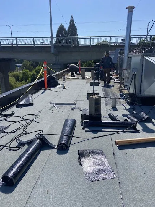 Emmax Roofing Inc - Expert Roofing Services Vancouver Picture 9