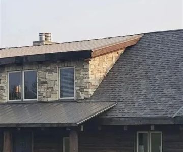 Flat Roof vs. Sloped Roof: Which Is Better for Your Home in Canada?