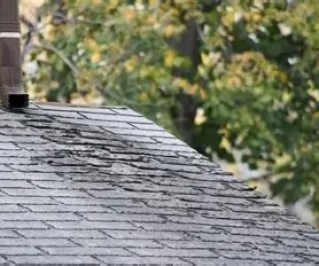 What to Do If Your Roof Starts Leaking at Night