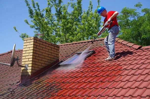 The Ultimate Checklist for Seasonal Roof Maintenance