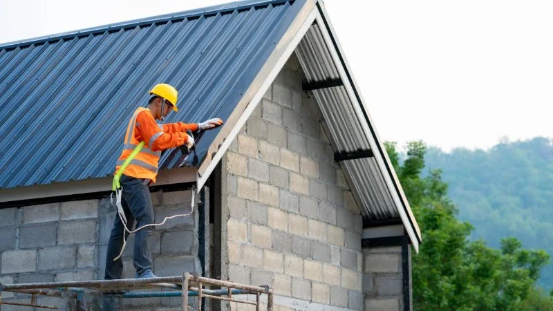 How Much Does a New Roof Cost in 2025?