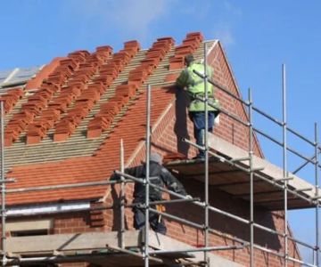 How Much Does a New Roof Cost in 2025?