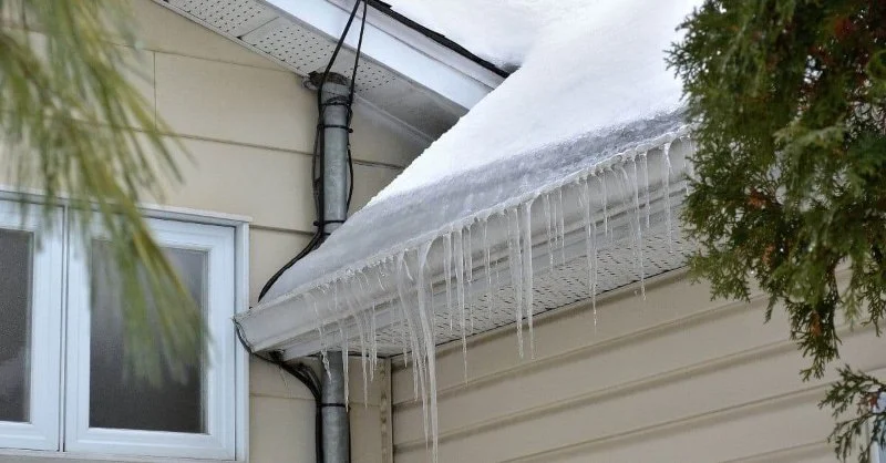 How Roof Gutters Should Be Designed to Prevent Ice Dams in Canadian Homes