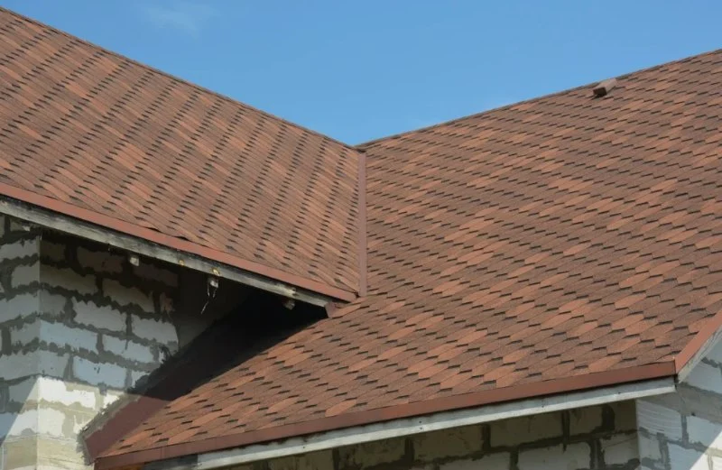 How to Seal Roof Valleys Properly to Avoid Water Leakage