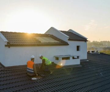 Roofing Myths That Could Cost You Money – Canadian Homeowner’s Guide
