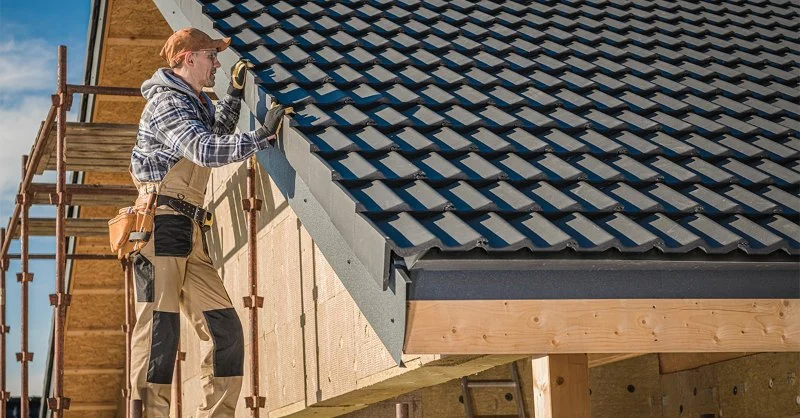 Best Practices for Hiring a Roofer: Contracts, Estimates & Licensing