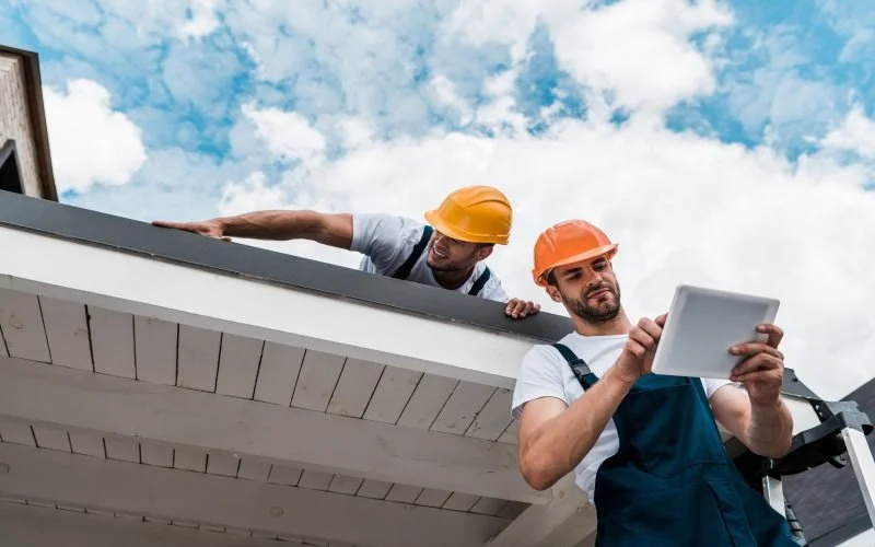 How to Find Reputable Roofing Contractors Using Reviews & Certifications