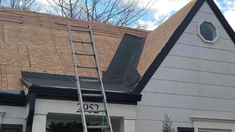 Importance of Roof Underlayment in Preventing Ice Dam Leakbacks