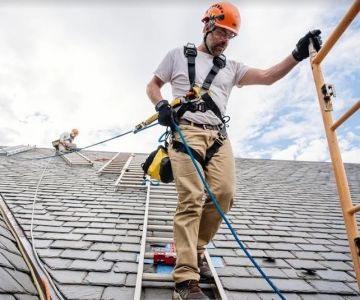 Roof Safety During Maintenance: What Tools & Precautions You Need