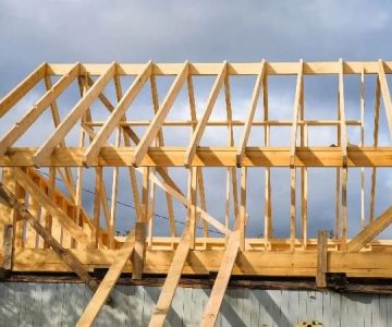 The Role of Ridge Board & Rafter Spacing in Roof Strength