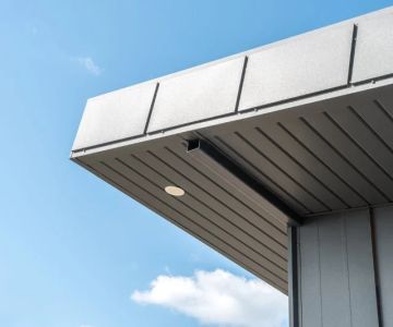 Roof Eave Protection: Why Overhangs & Drip Edges Are Critical for Your Home