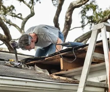 How to Conduct a Roof Inspection Before Buying a Home in Canada